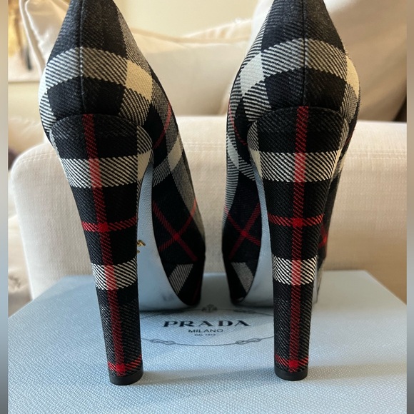 Prada NEW in Box Plaid Platform Pumps - Picture 4 of 6